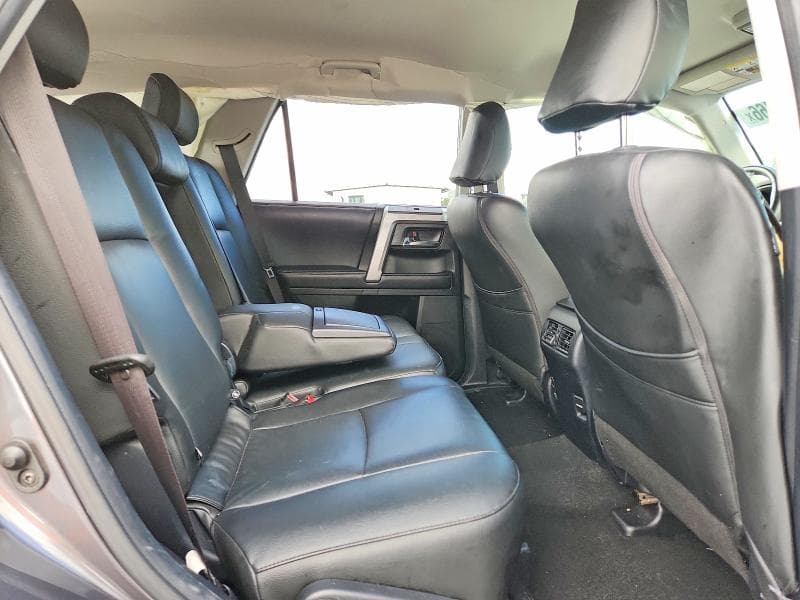 2019 TOYOTA 4RUNNER SR5 11