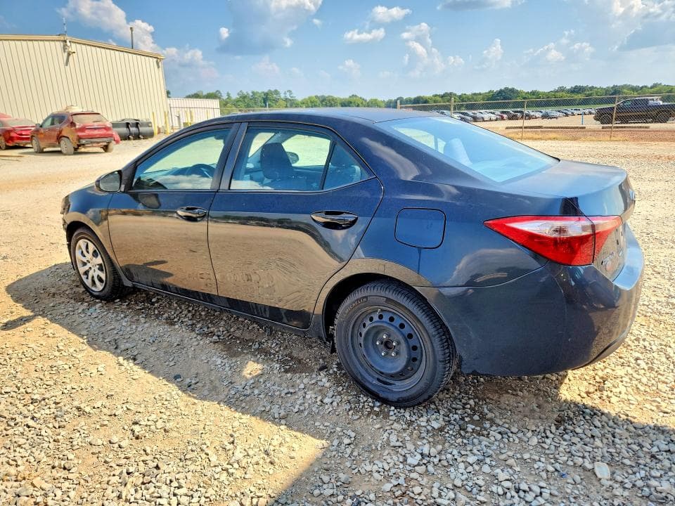 2017 TOYOTA COROLLA LE 2