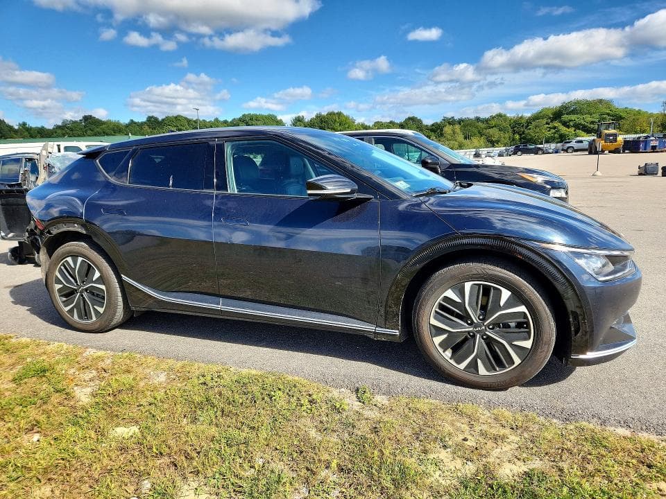 2023 KIA EV6 WIND 4