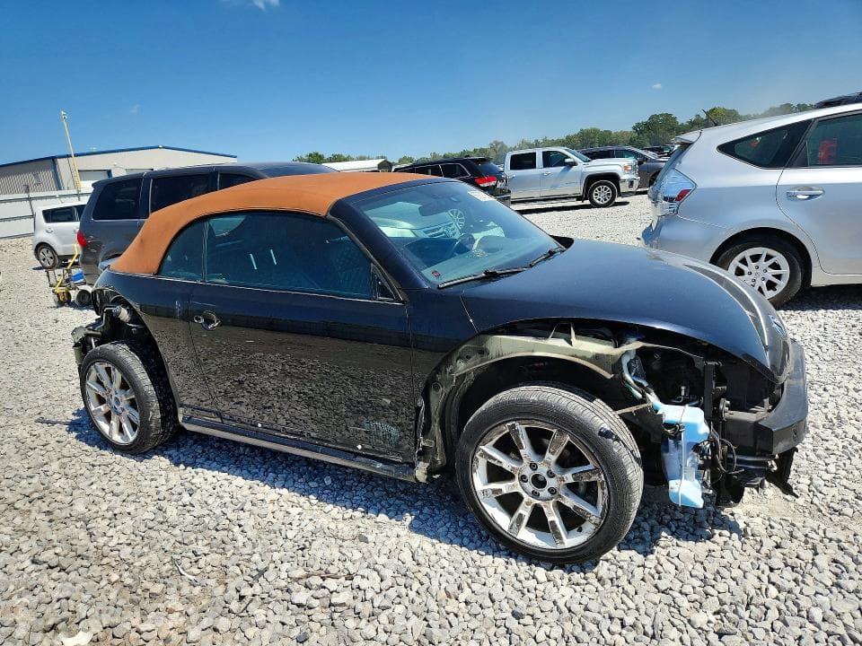 2019 VOLKSWAGEN BEETLE S 4