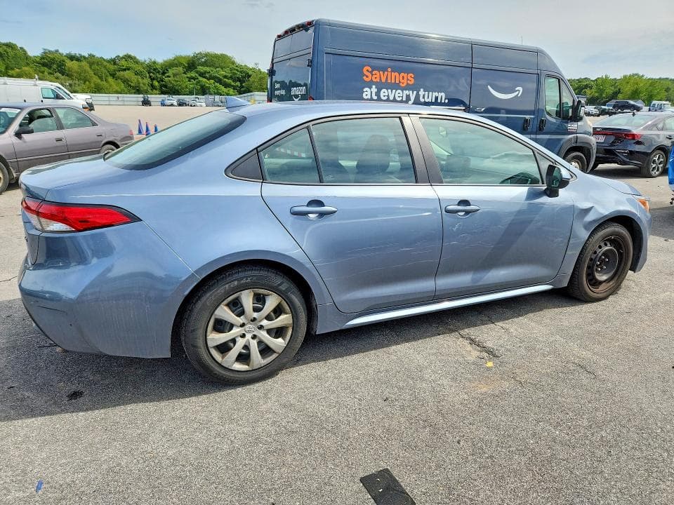 2022 TOYOTA COROLLA LE 3