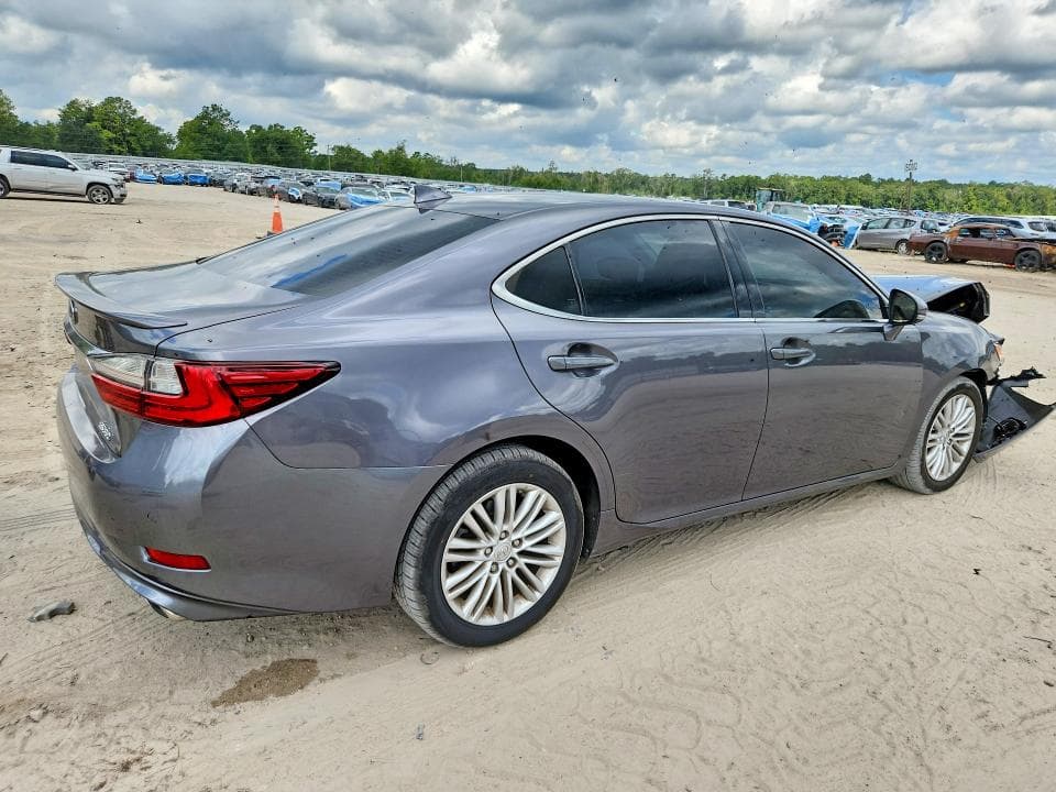 2017 LEXUS ES 350 3