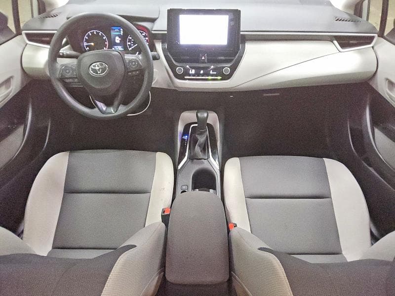 2025 TOYOTA COROLLA LE 8
