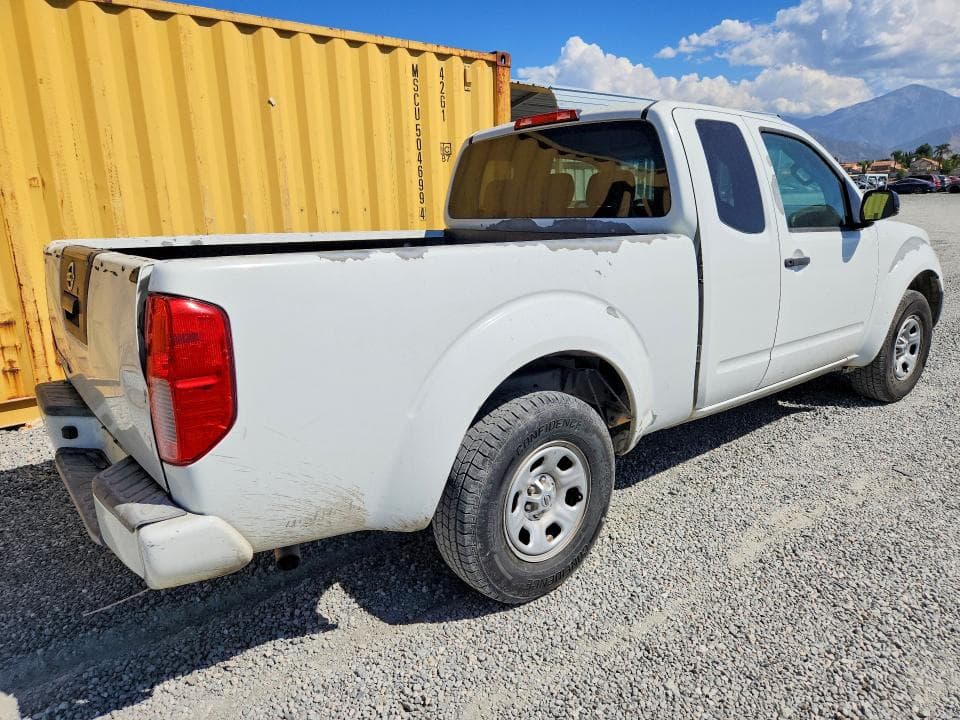 2018 NISSAN FRONTIER S 3