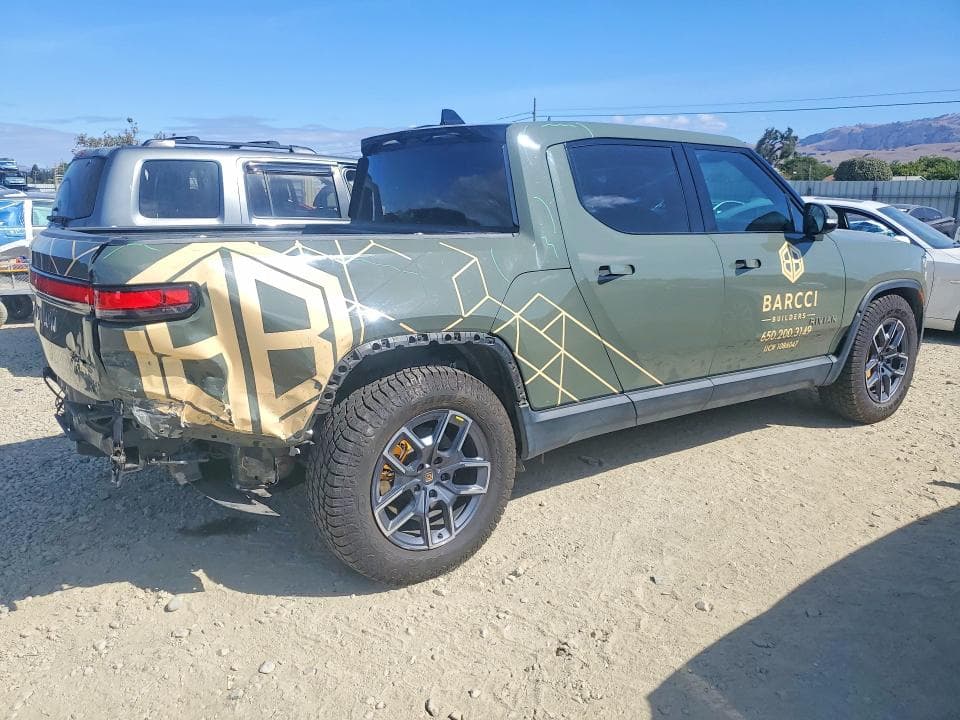 2022 RIVIAN R1T LAUNCH EDITION 3