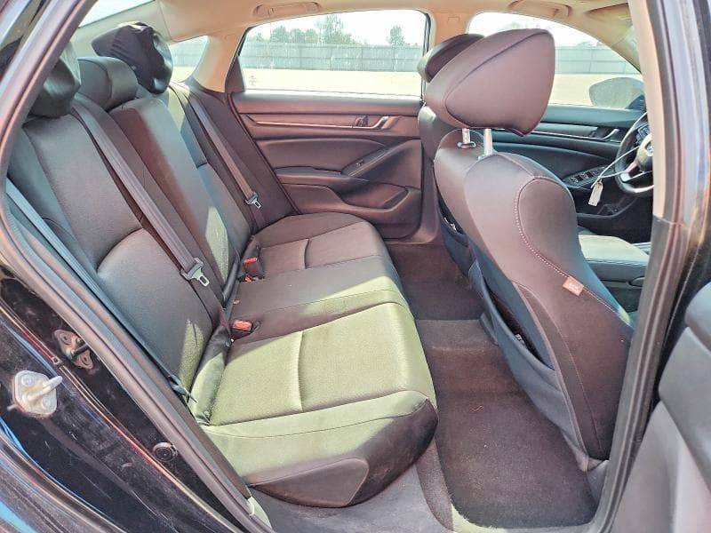 2018 HONDA ACCORD EX 10