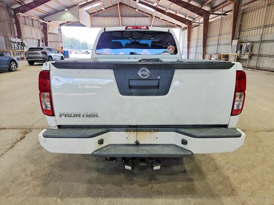 2017 NISSAN FRONTIER S 6