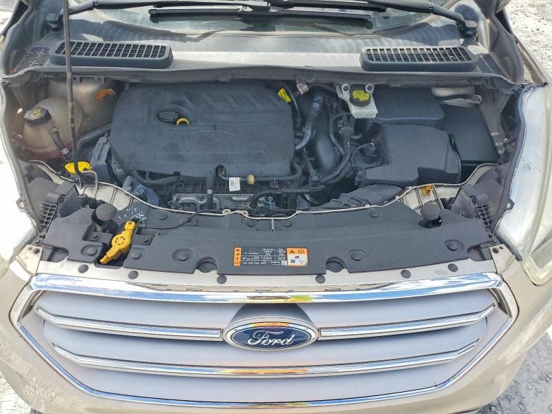 2017 FORD ESCAPE SE 12