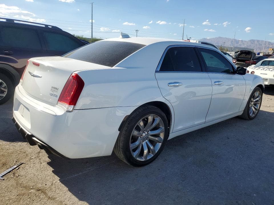 2018 CHRYSLER 300 LIMITED 3