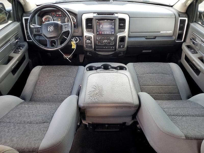 2019 RAM 1500 CLASSIC SLT 8