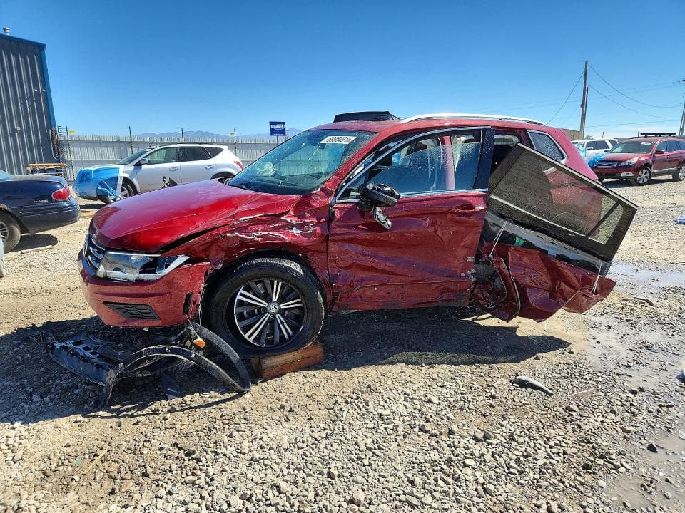 2018 VOLKSWAGEN TIGUAN SE