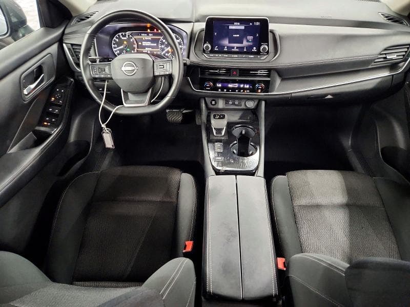 2025 NISSAN ROGUE SV 8