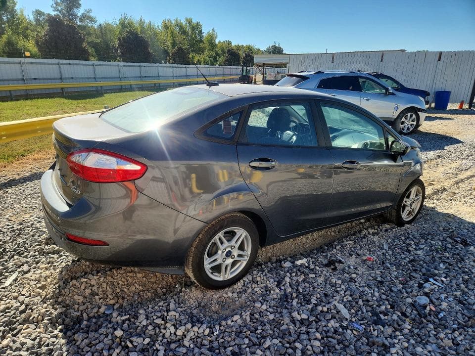 2017 FORD FIESTA SE 3