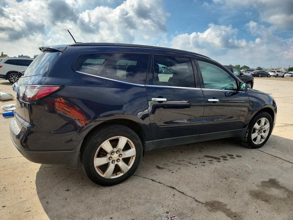 2017 CHEVROLET TRAVERSE LT 3