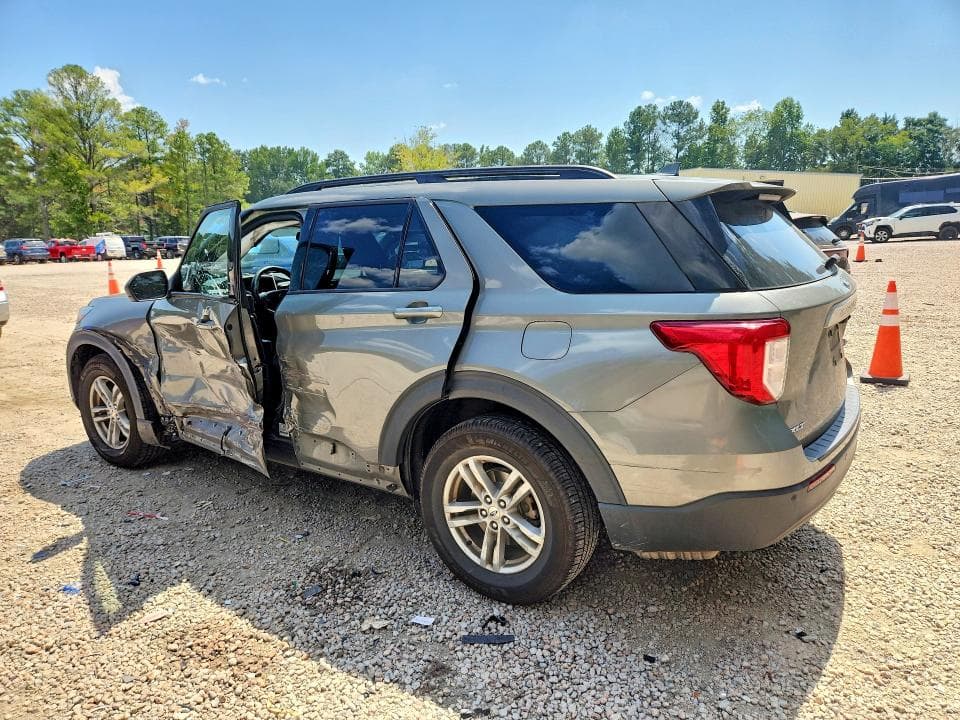 2020 FORD EXPLORER XLT 2