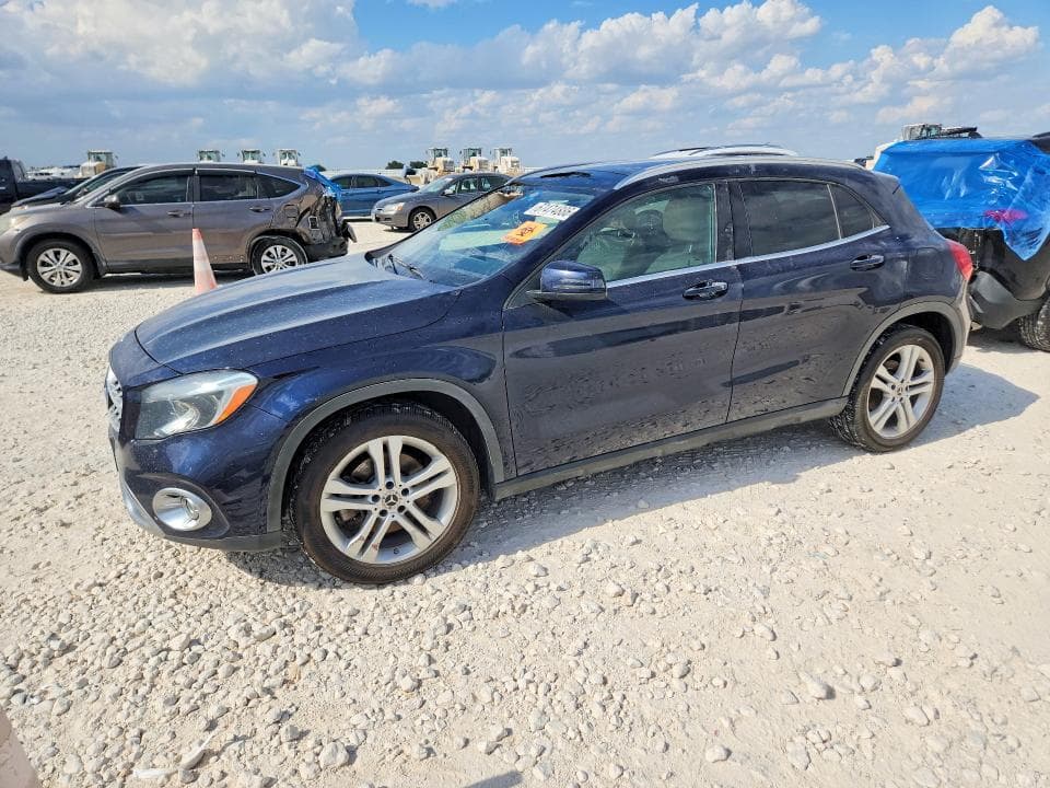 2018 MERCEDES-BENZ GLA 250 4MATIC - 1