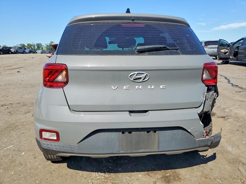 2021 HYUNDAI VENUE SE 6