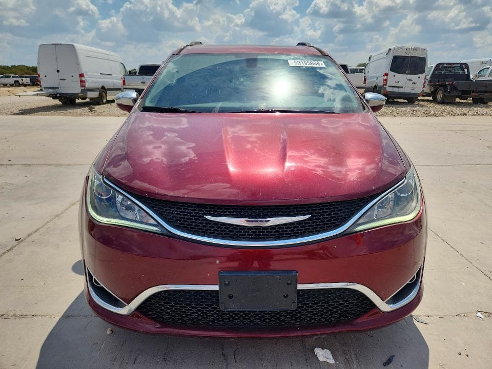 2017 CHRYSLER PACIFICA LIMITED 5