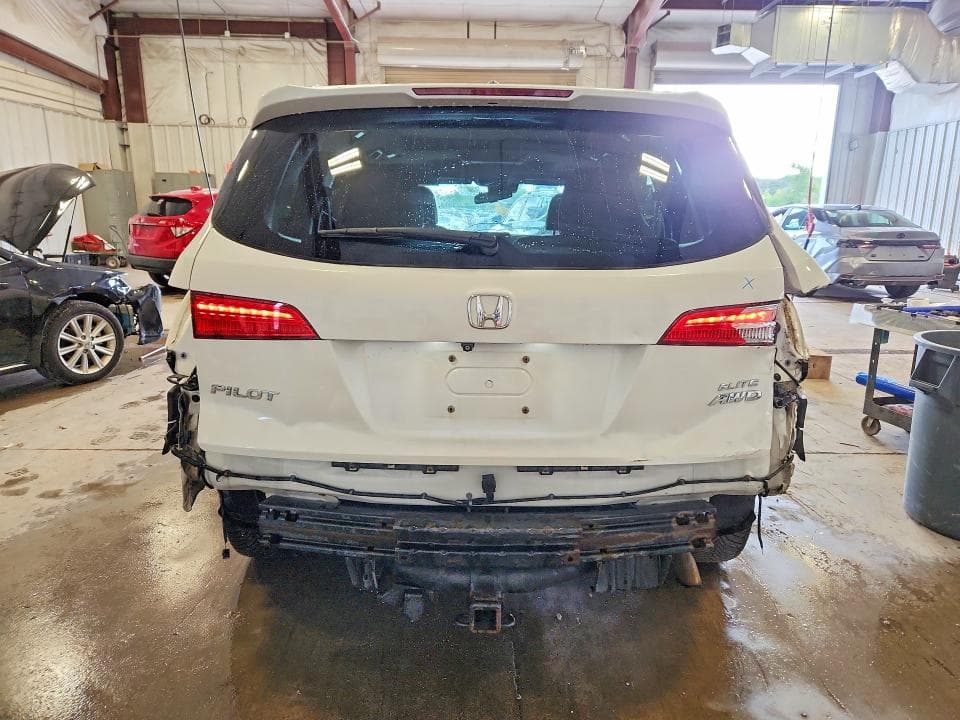 2018 HONDA PILOT ELITE 6