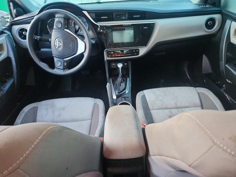 2017 TOYOTA COROLLA LE 8