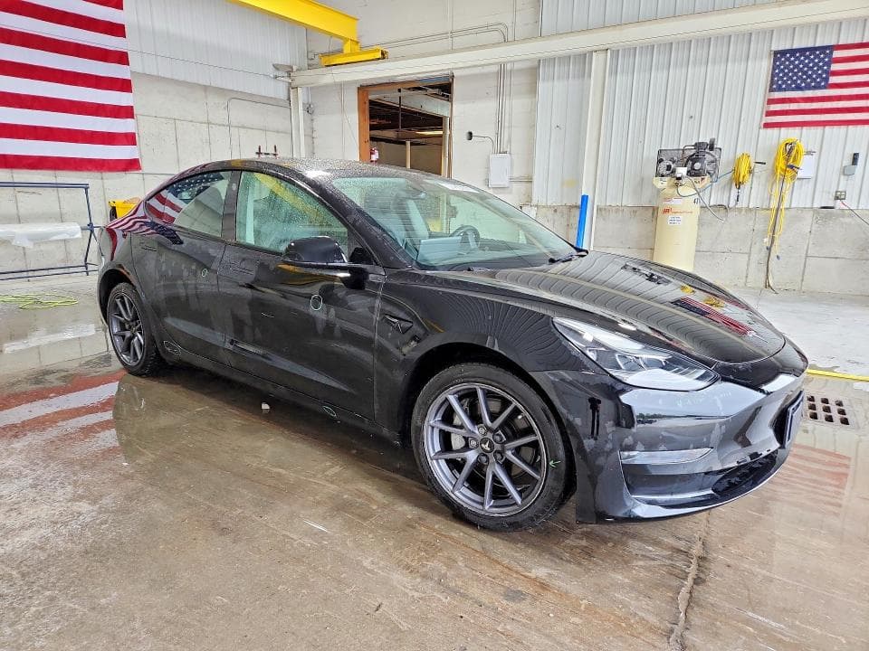 2023 TESLA MODEL 3 4