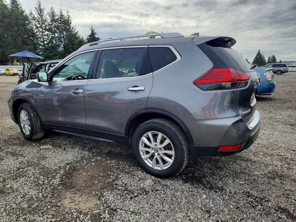 2017 NISSAN ROGUE SV 2
