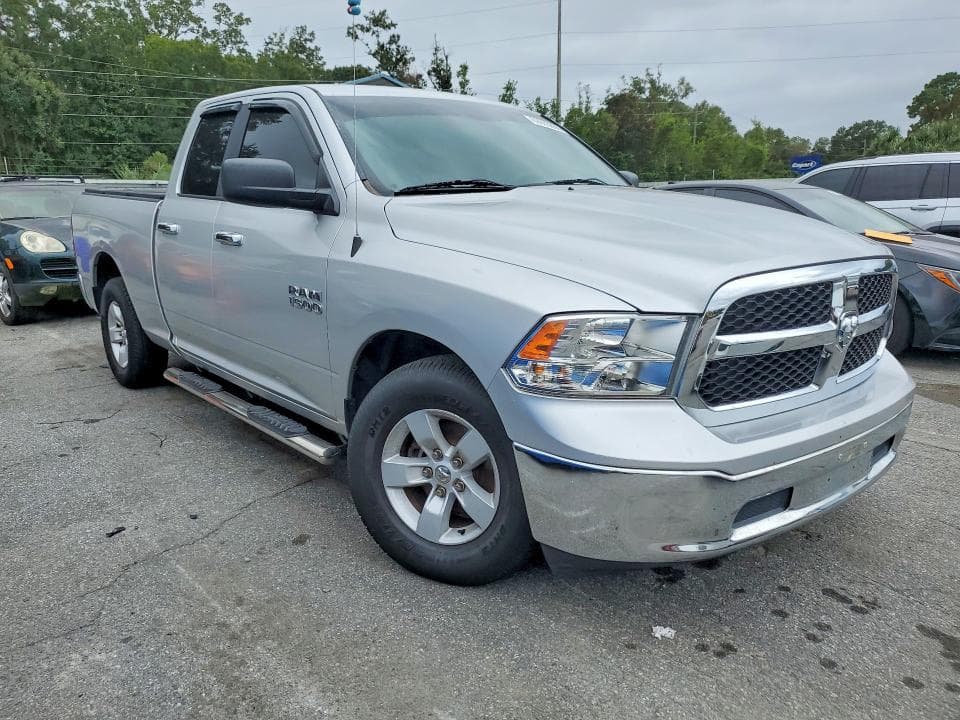 2017 RAM 1500 SLT 4