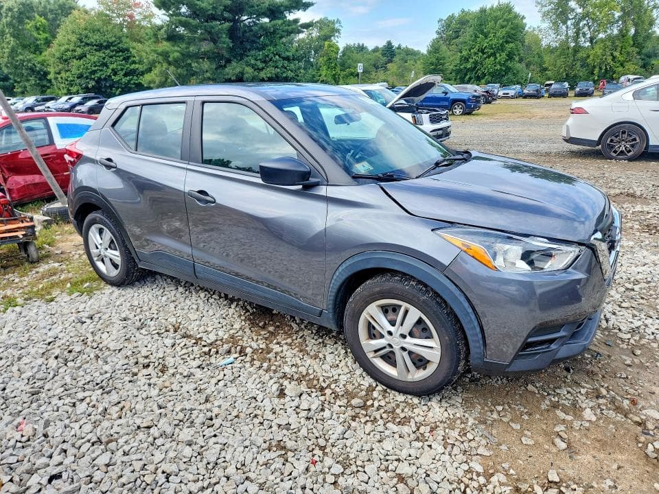 2020 NISSAN KICKS S 4