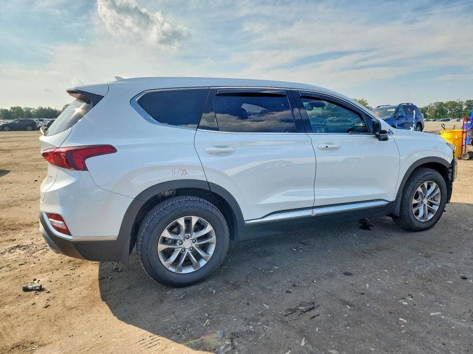 2020 HYUNDAI SANTA FE SEL 3