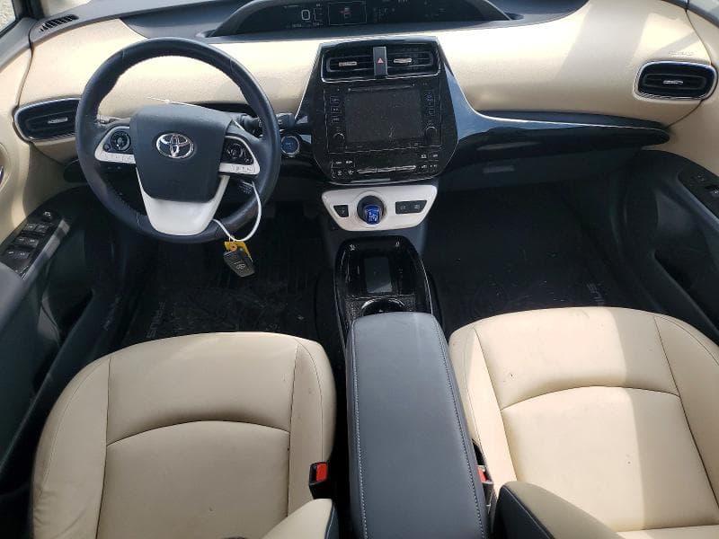 2017 TOYOTA PRIUS FOUR 8