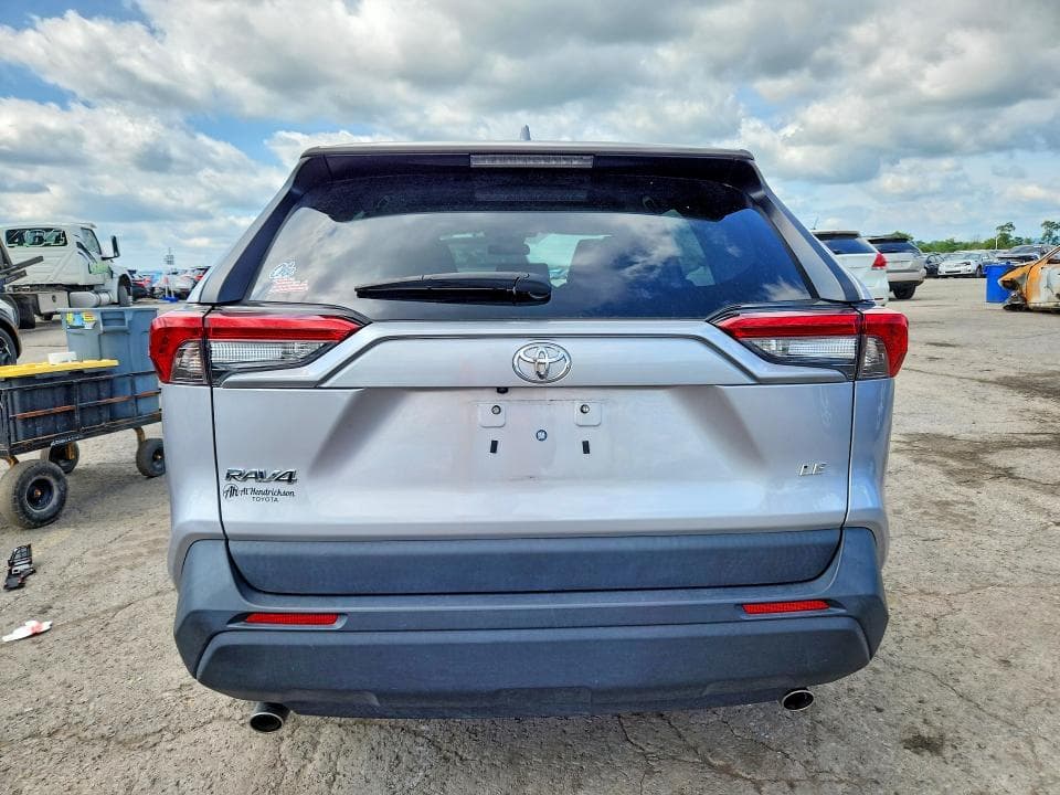 2024 TOYOTA RAV4 LE 6