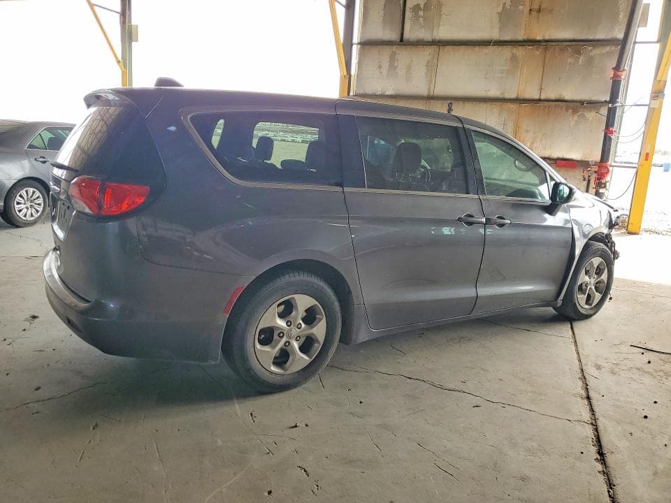 2017 CHRYSLER PACIFICA LX 3