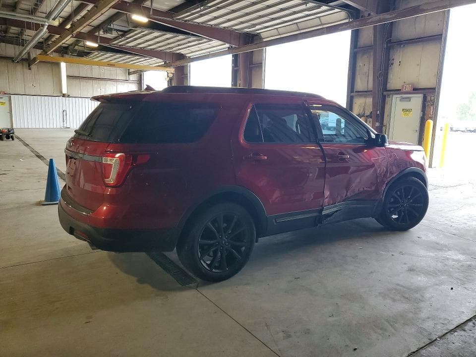 2018 FORD EXPLORER XLT 3