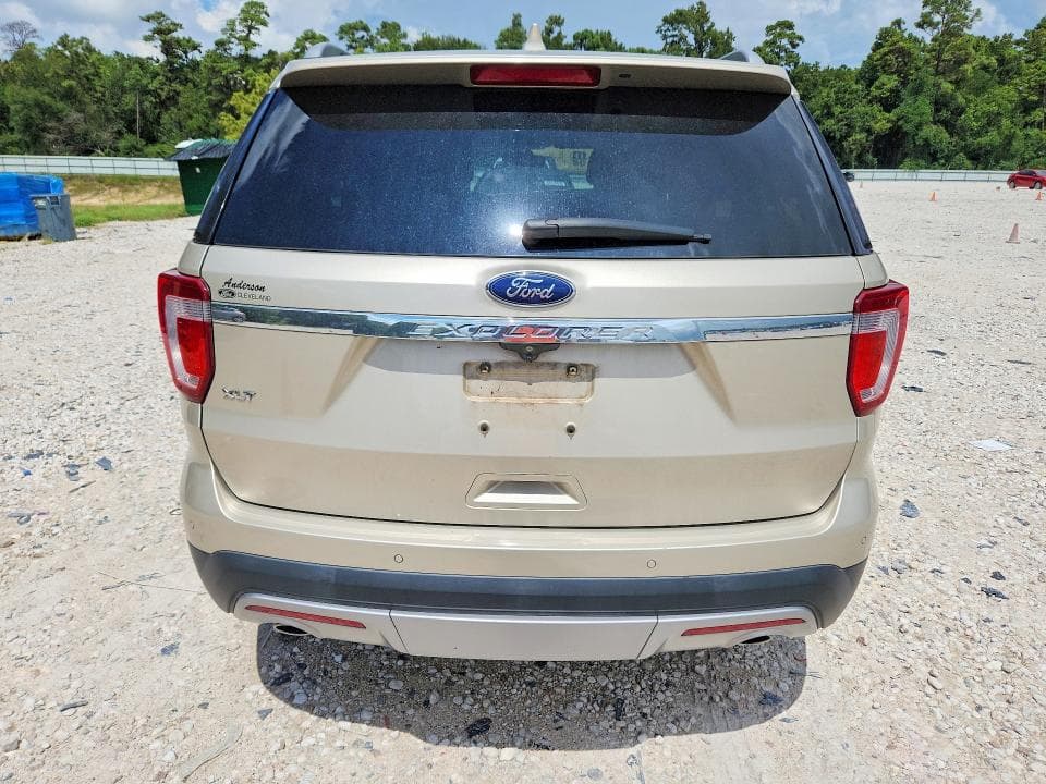 2017 FORD EXPLORER XLT 6