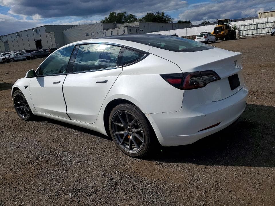 2022 TESLA MODEL 3 2