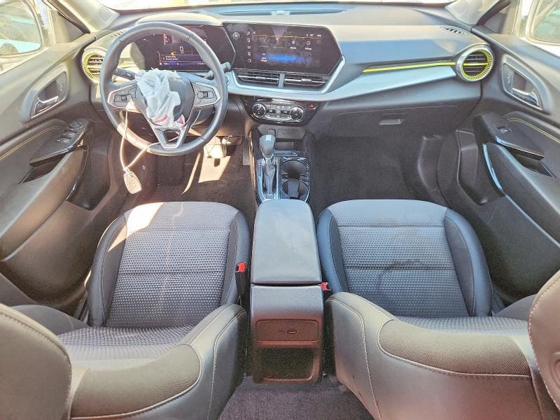 2024 CHEVROLET TRAX 1LT 8