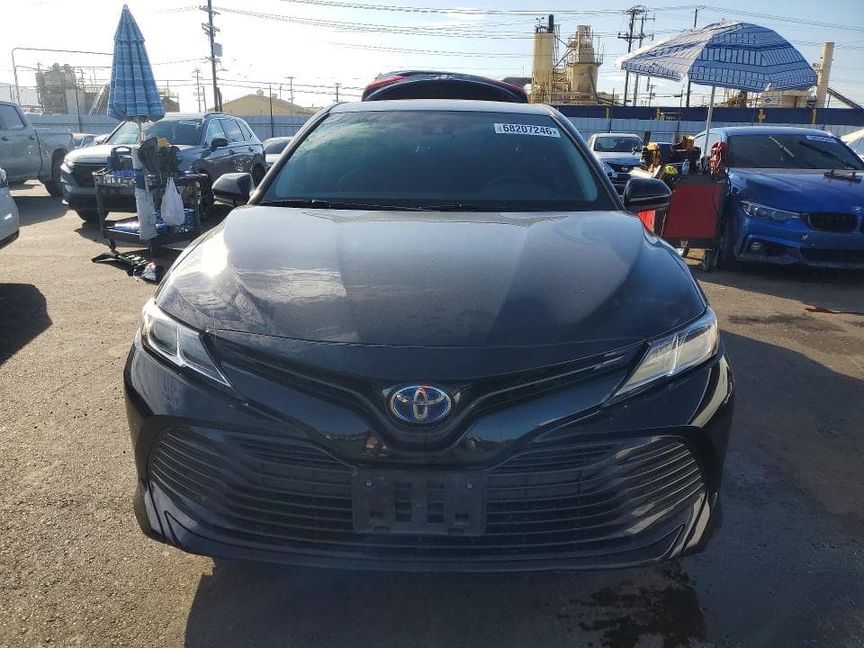 2018 TOYOTA CAMRY LE 5