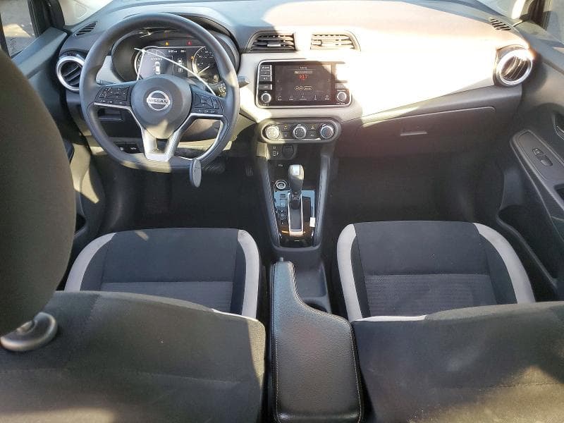 2020 NISSAN VERSA SV 8