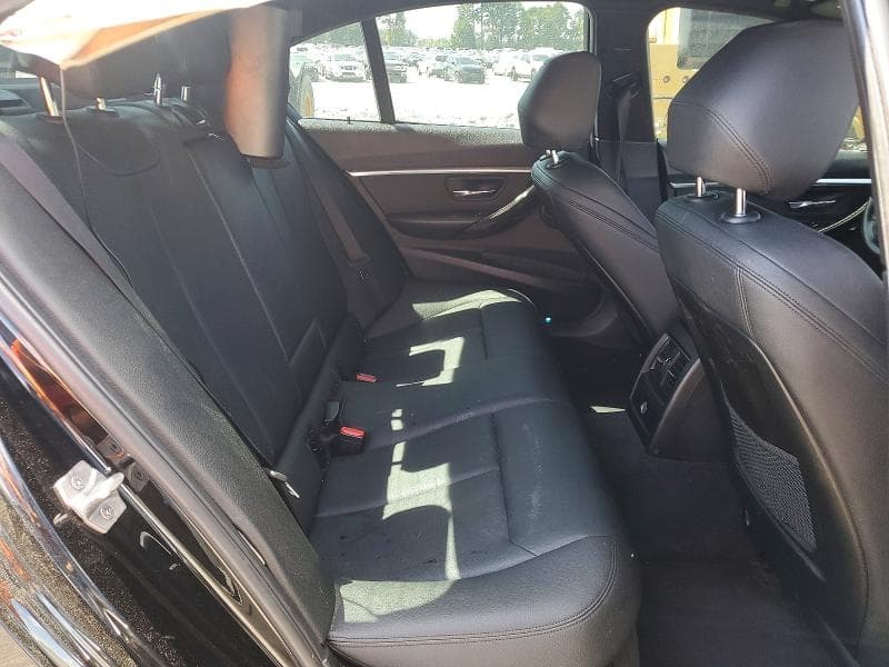 2017 BMW 330 XI 10