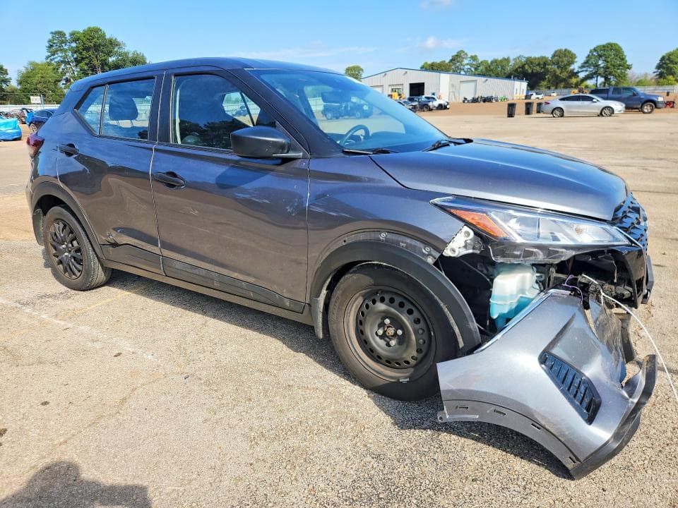 2023 NISSAN KICKS S 4