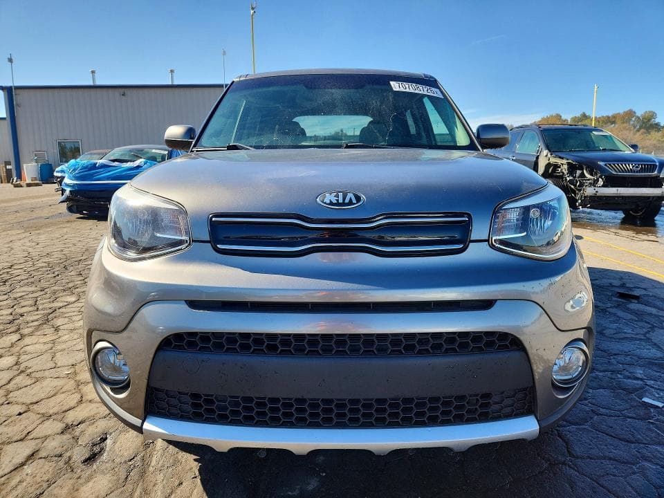 2018 KIA SOUL + 5