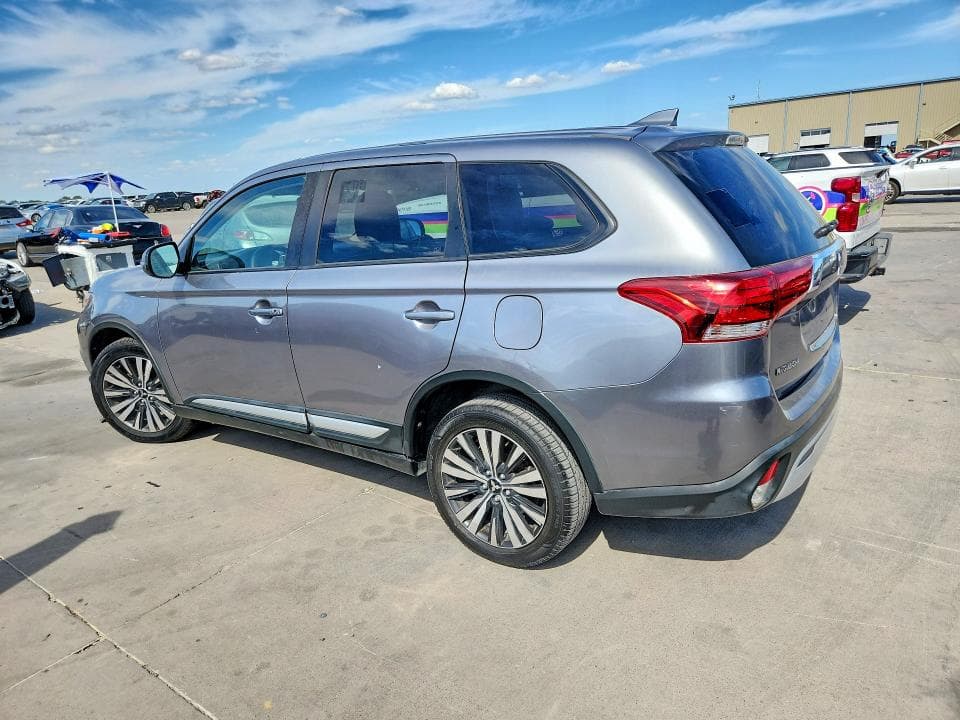 2019 MITSUBISHI OUTLANDER SE 2