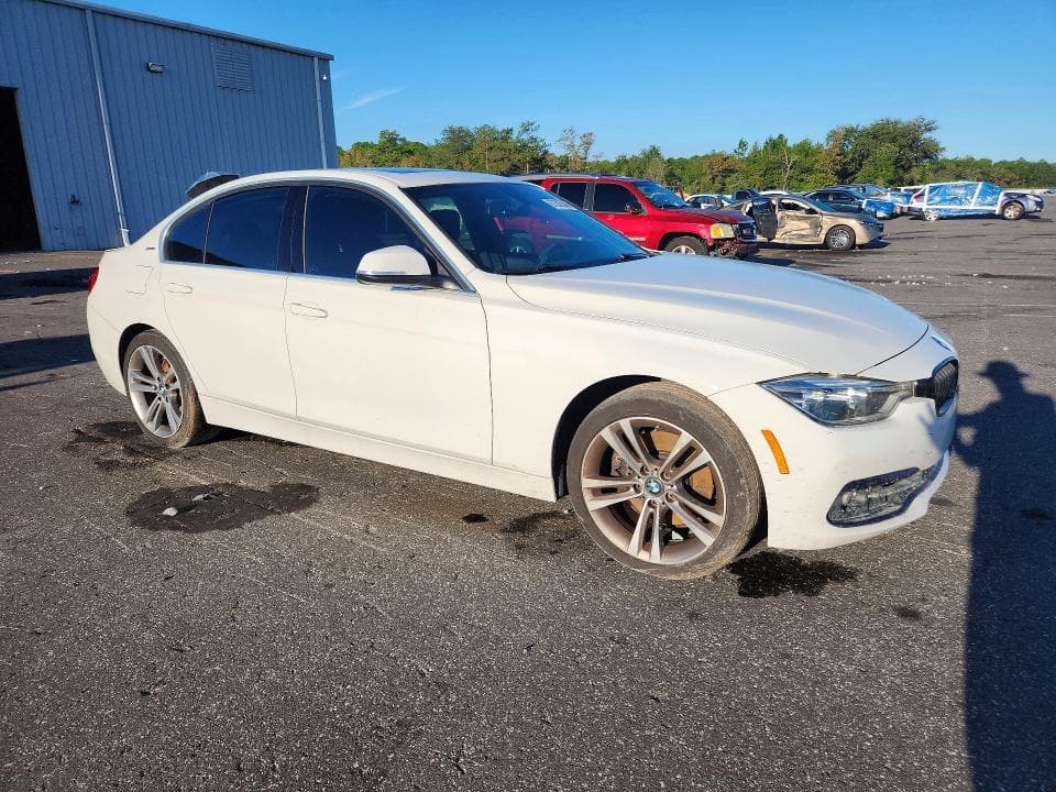 2018 BMW 330E 4
