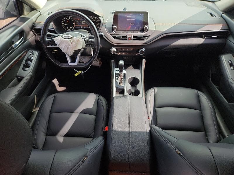 2021 NISSAN ALTIMA SR 8