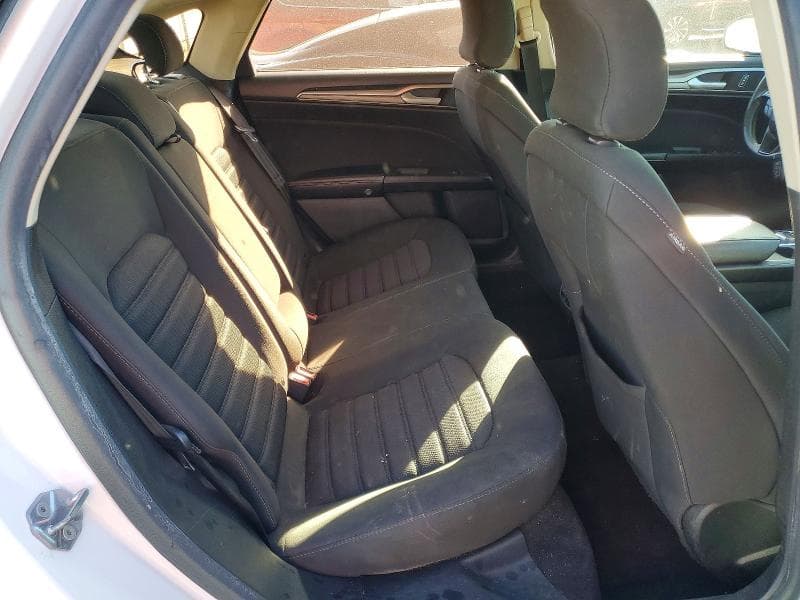 2019 FORD FUSION SE 10