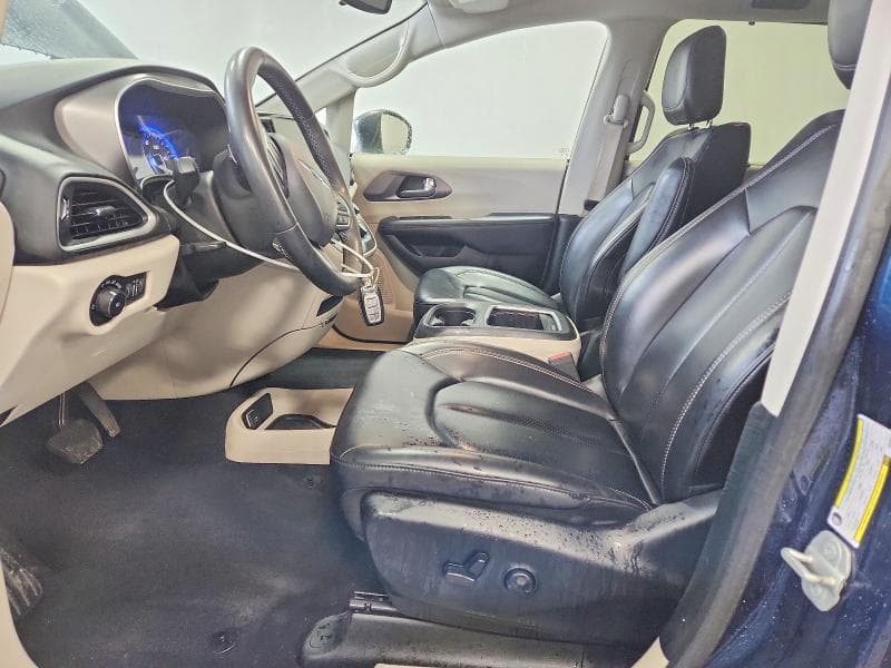 2023 CHRYSLER PACIFICA TOURING L 7
