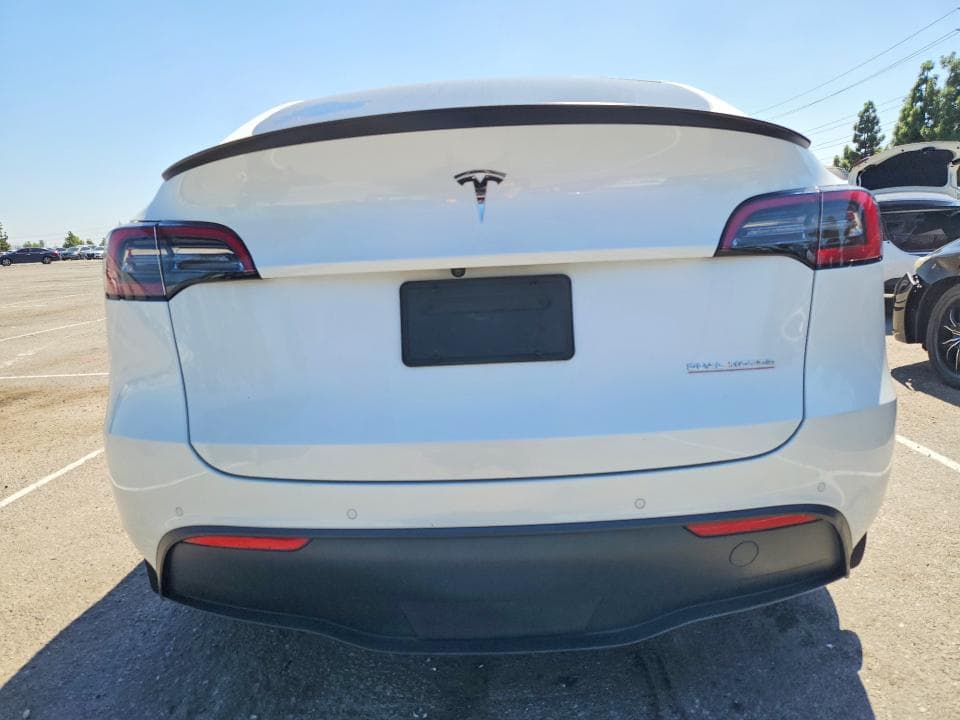 2022 TESLA MODEL Y 6