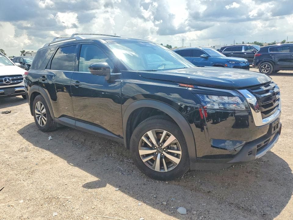 2025 NISSAN PATHFINDER SL 4