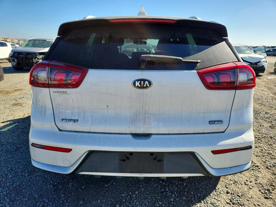 2019 KIA NIRO LX 6