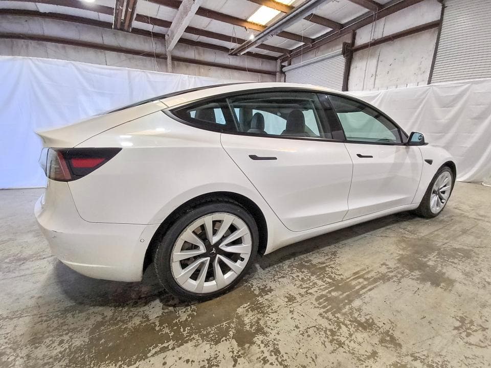 2022 TESLA MODEL 3 3